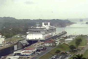 The MS-Amsterdam entering the Gatun Locks