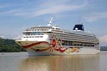 The Norwegian Sun Cruise Ship in the Panama Canal