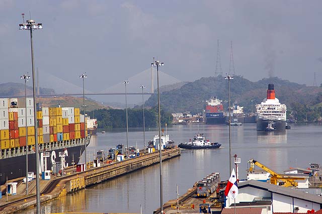 The RMS Queen Elizabeth approaching the Pedro Miguel Locks in the Panama Canal